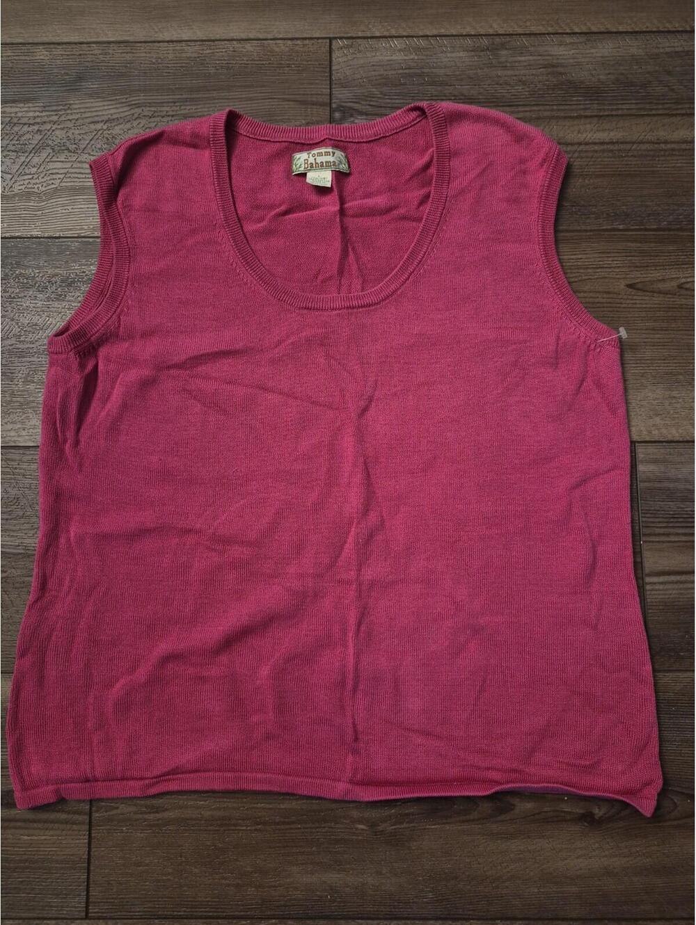 Vintage label Tommy Bahama women's magenta sweater sleeveless top